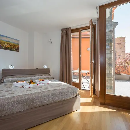 Διαμέρισμα Germasino Sleeps 6 Pool Morbio