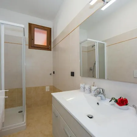 Germasino Sleeps 6 Pool