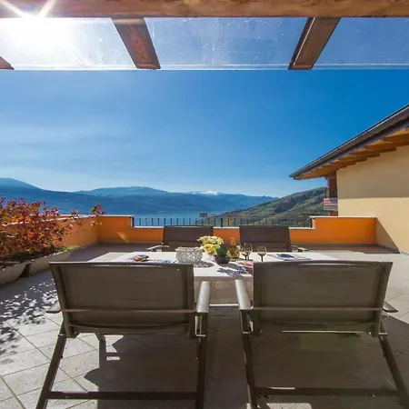 Germasino Sleeps 6 Pool