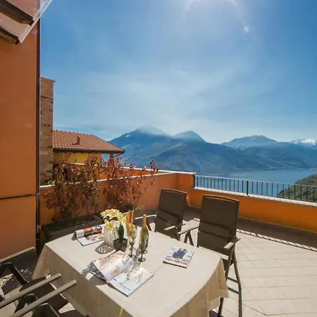 Germasino Sleeps 6 Pool * Morbio