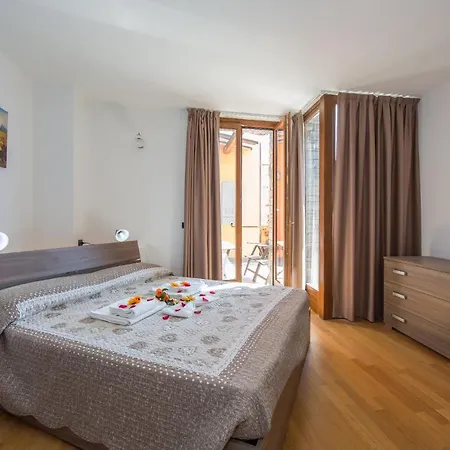 Germasino Sleeps 6 Pool * Morbio